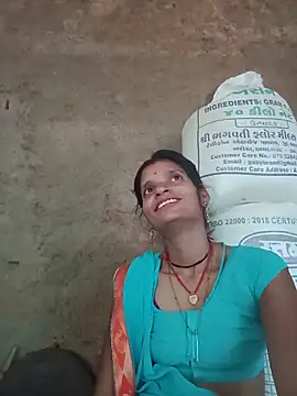 Snapshot of Punam_jindal chatting on 06-08-26, 01:50 Punam jindal online show from 06-08-26, 01:50