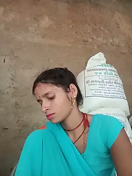 Snapshot of Punam_jindal chatting on 06-11-26, 02:22 Punam jindal online show from 06-11-26, 02:22