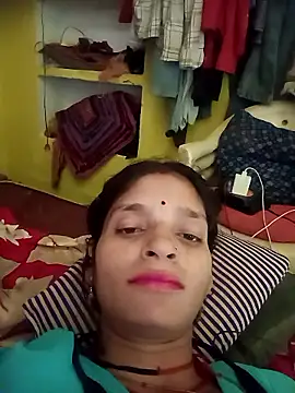 Snapshot of Punam_jindal chatting on 06-11-26, 02:53 Punam jindal online show from 06-11-26, 02:53