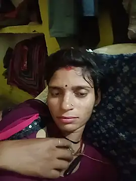 Snapshot of Punam_jindal chatting on 07-15-26, 03:17 Punam jindal online show from 07-15-26, 03:17