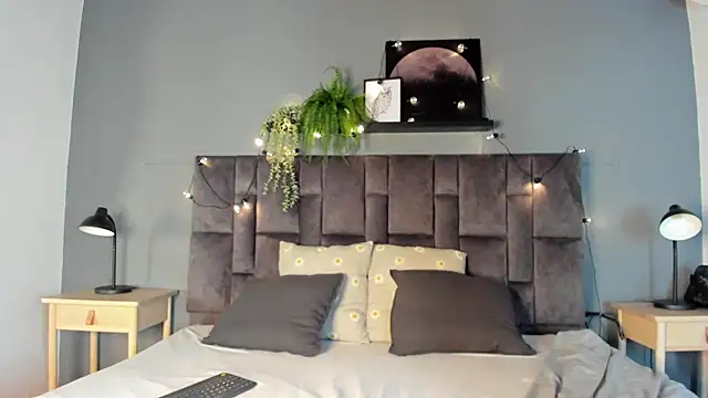 AAronBaker  online show from 10-09-25, 07:34