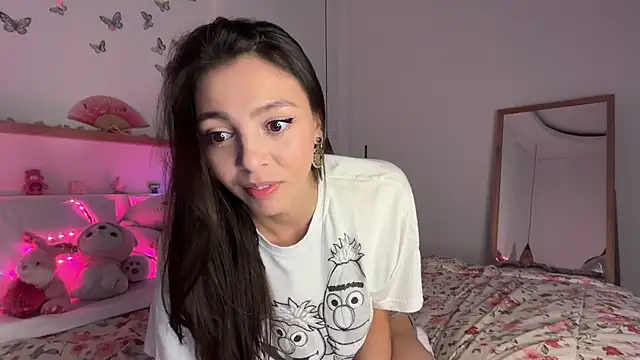 Snapshot of keirasworld chatting on 11-20-25, 12:22 keirasworld online show from 11-20-25, 12:22