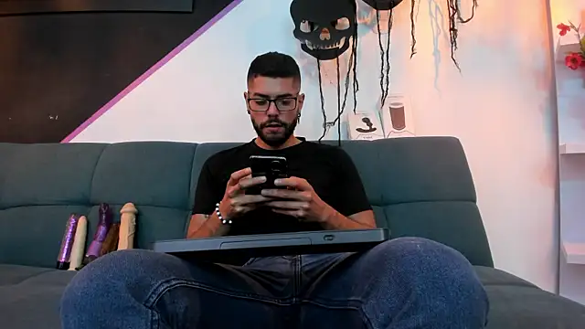 DanteWinter online show from 10-14-25, 03:07