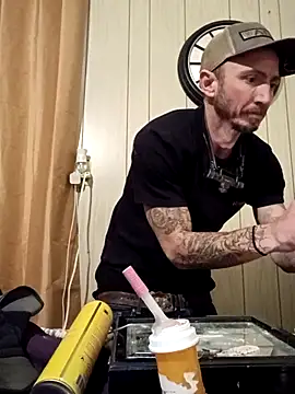 Mrluckstick online show from 01-06-26, 07:39