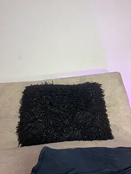 Charlottediolet online show from 03-29-26, 03:23