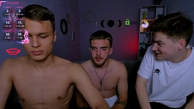 Snapshot of danny_cool chatting on 09-27-25, 07:52 danny cool online show from 09-27-25, 07:52