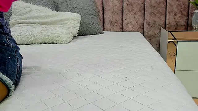 Ambeer fox  online show from 03-04-26, 01:17