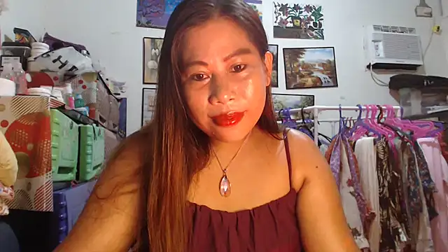 Snapshot of filipina_beauty chatting on 09-19-25, 07:47 filipina beauty online show from 09-19-25, 07:47