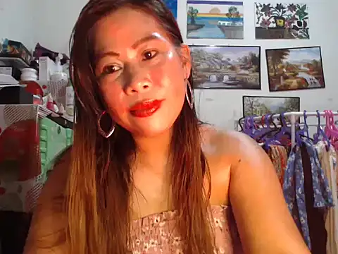 Snapshot of filipina_beauty chatting on 11-13-25, 05:56 filipina beauty online show from 11-13-25, 05:56