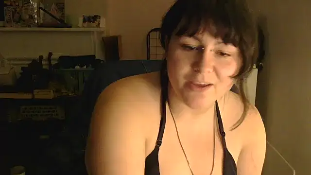 Snapshot of PeakoBunny chatting on 11-26-25, 12:11 PeakoBunny online show from 11-26-25, 12:11