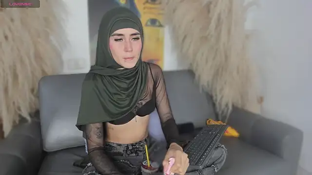 seraphine arabic online show from 04-13-26, 01:27