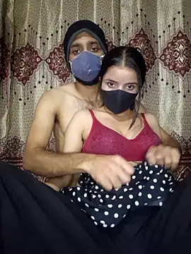 wow couple online show from 10-26-25, 01:39