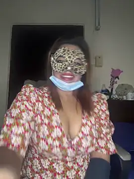 Snapshot of SLNatasha chatting on 09-25-25, 05:00 SLNatasha online show from 09-25-25, 05:00