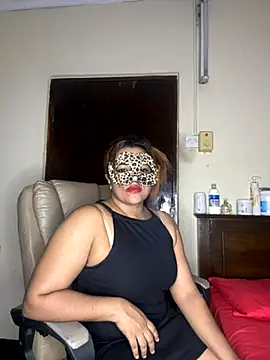 Snapshot of SLNatasha chatting on 10-02-25, 05:14 SLNatasha online show from 10-02-25, 05:14