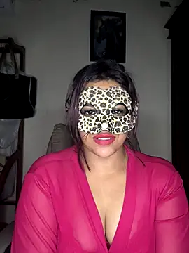 Snapshot of SLNatasha chatting on 11-24-25, 04:07 SLNatasha online show from 11-24-25, 04:07