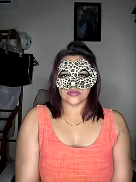 Snapshot of SLNatasha chatting on 11-30-25, 11:47 SLNatasha online show from 11-30-25, 11:47