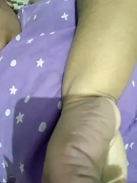 Snapshot of bitch-horny chatting on 11-06-25, 02:18 bitch-horny online show from 11-06-25, 02:18