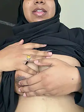 SpicykhalifaX online show from 05-29-26, 07:50