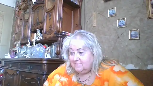 Snapshot of Lala-Love56 chatting on 06-25-26, 02:32 Lala-Love56 online show from 06-25-26, 02:32