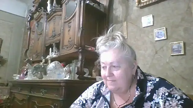 Snapshot of Lala-Love56 chatting on 07-09-26, 07:51 Lala-Love56 online show from 07-09-26, 07:51