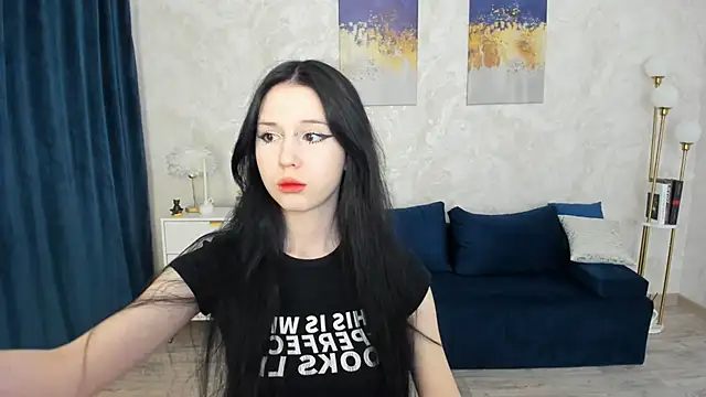 VioletHarme online show from 04-10-26, 11:37