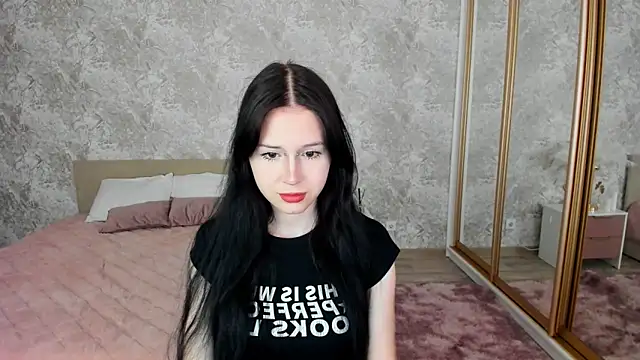 VioletHarme online show from 04-20-26, 05:16