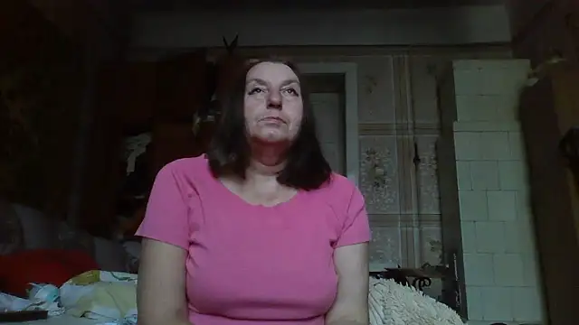 AnnaLive570 online show from 11-18-25, 09:36