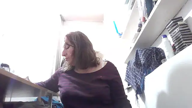 AnnaLive570 online show from 01-16-26, 05:33