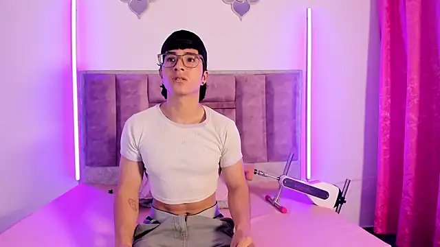 Snapshot of 0anonimo_bottom1 chatting on 10-03-25, 12:57 0anonimo bottom1 online show from 10-03-25, 12:57