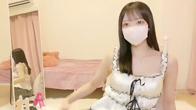 Snapshot of roachan_ chatting on 02-07-26, 03:16 roachan online show from 02-07-26, 03:16