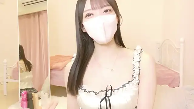 Snapshot of roachan_ chatting on 02-11-26, 01:49 roachan online show from 02-11-26, 01:49