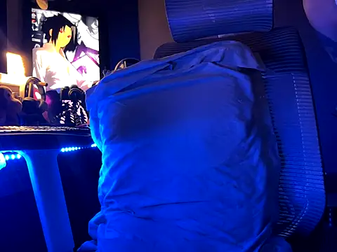 Snapshot of THEDICKBOY17 chatting on 09-15-25, 09:37 THEDICKBOY17 online show from 09-15-25, 09:37