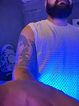 Snapshot of THEDICKBOY17 chatting on 09-19-25, 10:49 THEDICKBOY17 online show from 09-19-25, 10:49