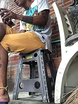 elpeluchenegroxxx3 online show from 03-08-26, 05:28