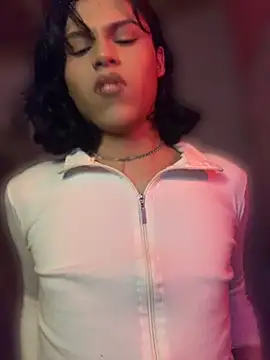 Snapshot of Alen_fem chatting on 07-21-26, 07:38 Alen fem online show from 07-21-26, 07:38