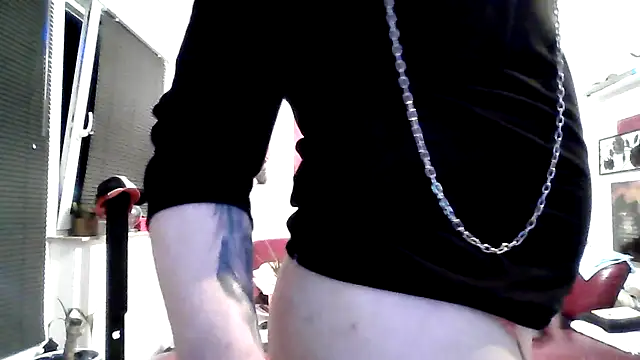 hellgirl1980 online show from 09-09-25, 02:44