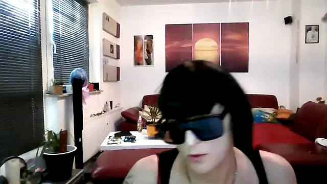 hellgirl1980 online show from 09-23-25, 05:05