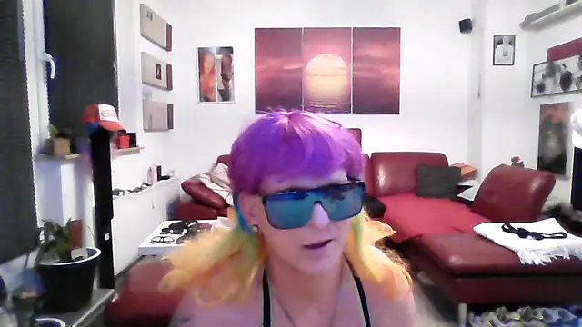 hellgirl1980 online show from 09-24-25, 11:08