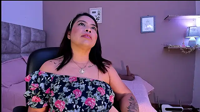 roselyn caprice online show from 09-12-25, 02:11