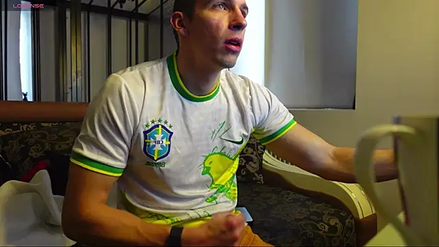 Snapshot of Ryan_Dozer chatting on 11-20-25, 08:14 Ryan Dozer online show from 11-20-25, 08:14