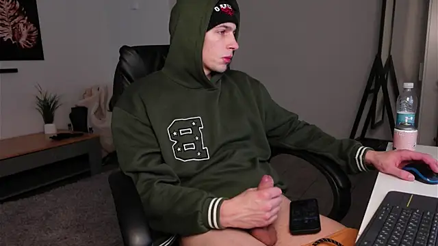 Snapshot of Ryan_Dozer chatting on 12-18-25, 07:58 Ryan Dozer online show from 12-18-25, 07:58