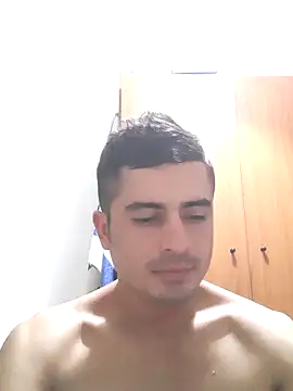 Snapshot of Andr3s69xxx chatting on 09-11-25, 05:57 Andr3s69xxx online show from 09-11-25, 05:57