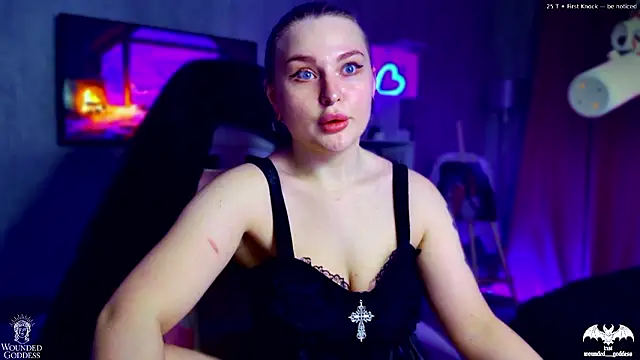 Wounded Goddess  online show from 01-14-26, 07:58