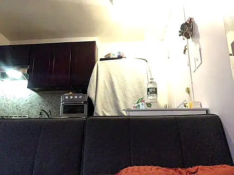 Snapshot of littyleesh1 chatting on 09-28-25, 11:48 littyleesh1 online show from 09-28-25, 11:48