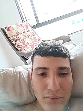 Johan Dangel online show from 10-19-25, 09:26