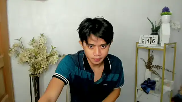 Snapshot of NautyBoyBrazeen_143 chatting on 09-16-25, 08:21 NautyBoyBrazeen 143 online show from 09-16-25, 08:21