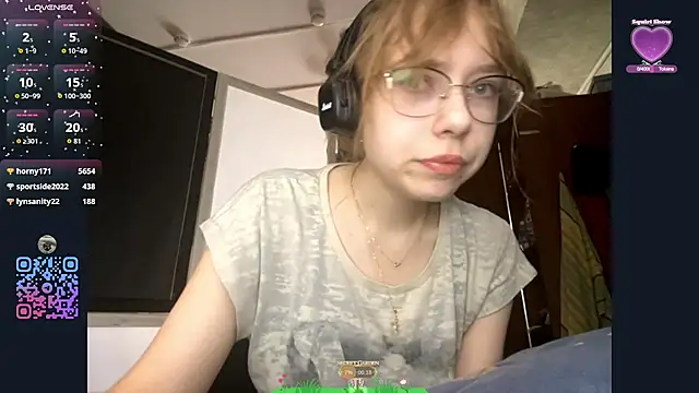 Snapshot of LouieRutt chatting on 09-27-25, 09:36 LouieRutt online show from 09-27-25, 09:36