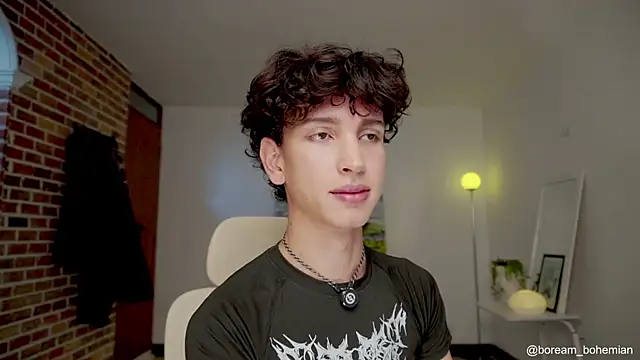 Snapshot of boream chatting on 11-26-25, 02:07 boream online show from 11-26-25, 02:07