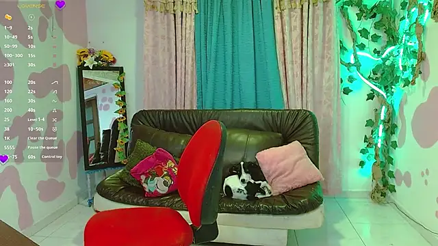 Snapshot of koko_dam chatting on 09-20-25, 03:40 koko dam online show from 09-20-25, 03:40