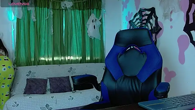 Snapshot of koko_dam chatting on 10-30-25, 08:31 koko dam online show from 10-30-25, 08:31